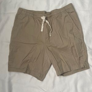 Men’s khaki shorts - Size M